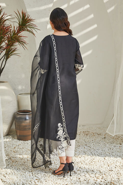 Black Embroidered Kurta & Palazzo Suit Set image number 4