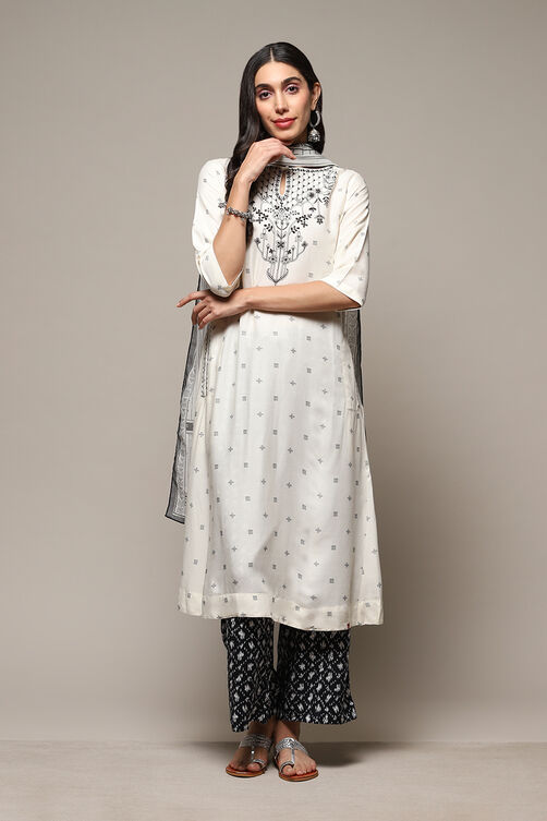 Off White Cotton A-Line Kurta Palazzo Suit Set image number 7