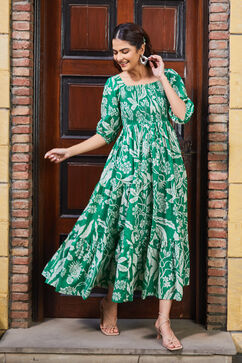Green Cotton Tiered Dress image number 3