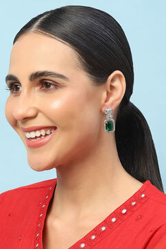 Emerald Green Brass Earrings image number 3