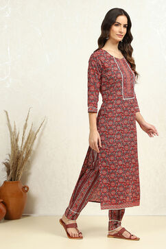 Maroon Cotton Printed Embroidered Unstitched Suit Set image number 6