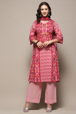 Pink Cotton Printed Straight Suit Set image number 8