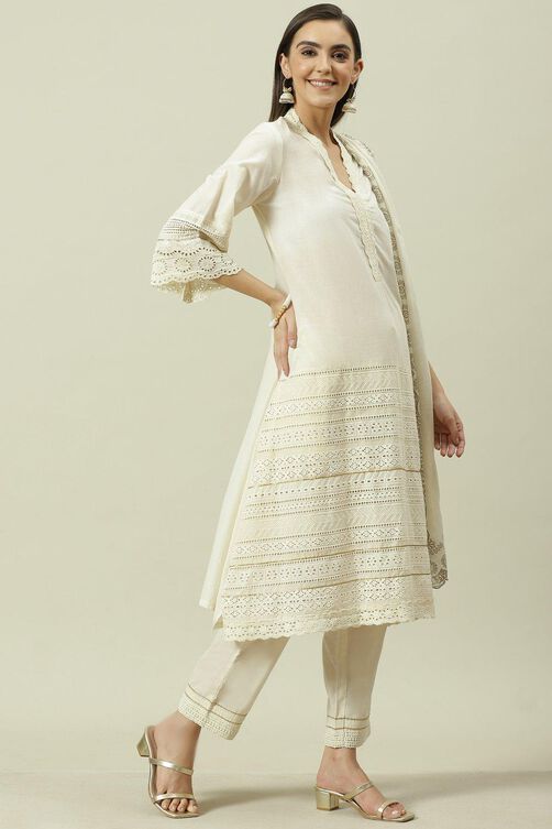 Off White Straight Kurta Relaxed Pants Suit Set image number 5