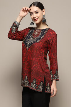 Maroon and Black Printed Regular Fit Straight Kurti image number 2