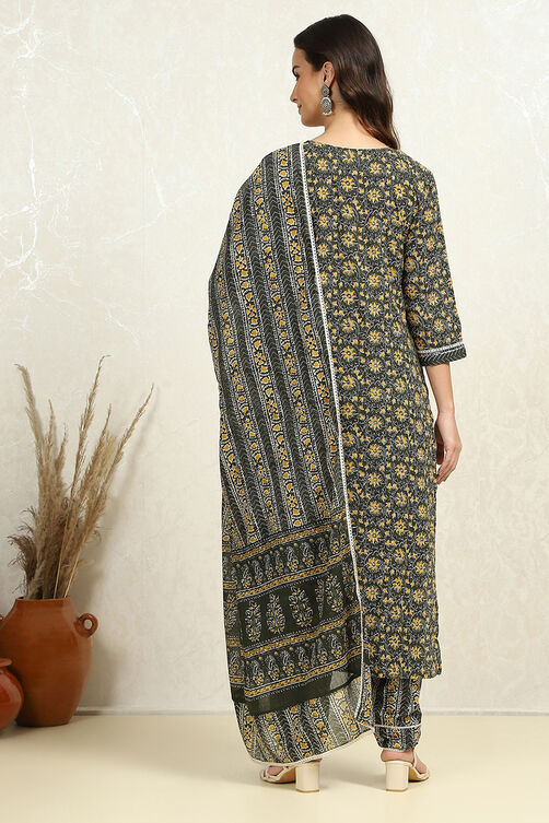 Blue Cotton Floral Printed Unstitched Suit Set image number 5