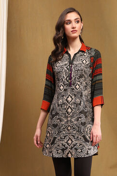 Black Printed Regular Fit Straight Kurti image number 5