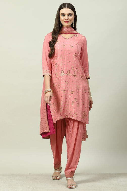 Pink LIVA Blend Straight Kurta Salwar Suit Set image number 0