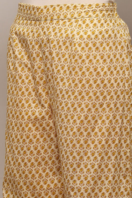 Yellow Cotton Screen Print Unstitched Suit Set image number 3