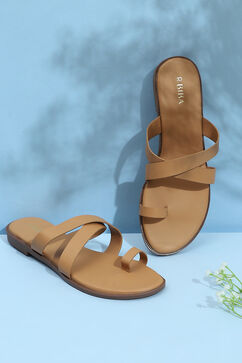 Tan Pu Ring Toe Sandals image number 0