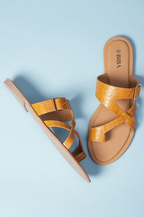 Yellow Pu Ring Toe Sandals image number 2