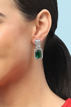 Emerald Green Brass Earrings image number 1