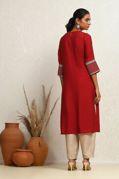 Maroon Solid Festive Straight Kurta image number 3