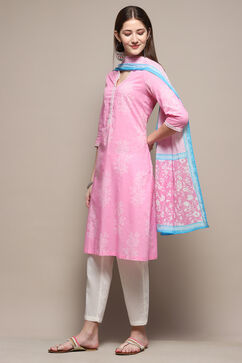 Light Pink Cotton Straight Kurta Palazzo Suit Set image number 4