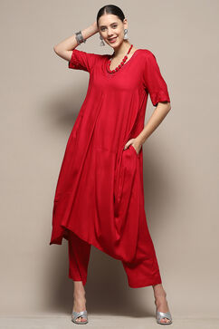 Burgundy Asymmetric Solid Kurta Set image number 0