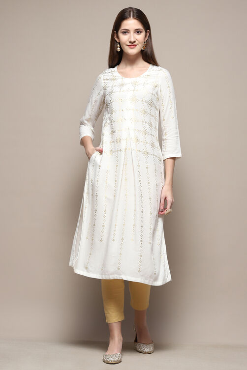 Off White Rayon Straight Kurta Pant 2 Piece Set image number 5