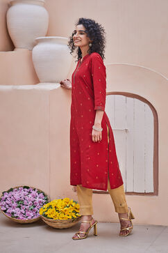 Red Yard-dyed Festive Straight Kurta image number 2