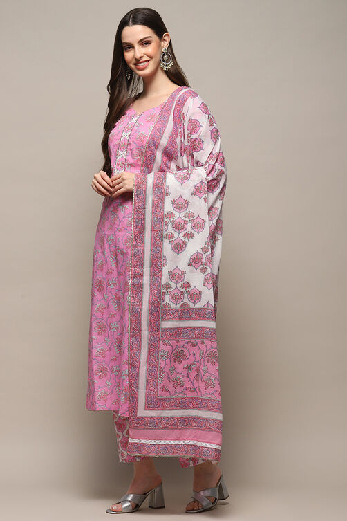 Pink Cotton Unstitched Suit set image number 5