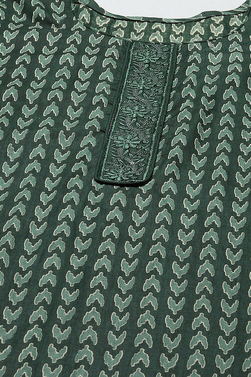 Green Cotton Screen Print Unstitched Suit Set image number 2