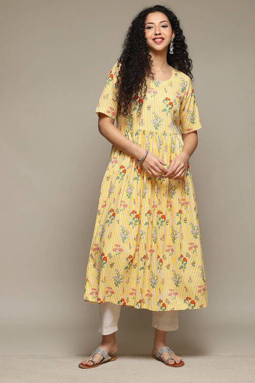 Natural Rayon Straight Printed Kurta image number 0