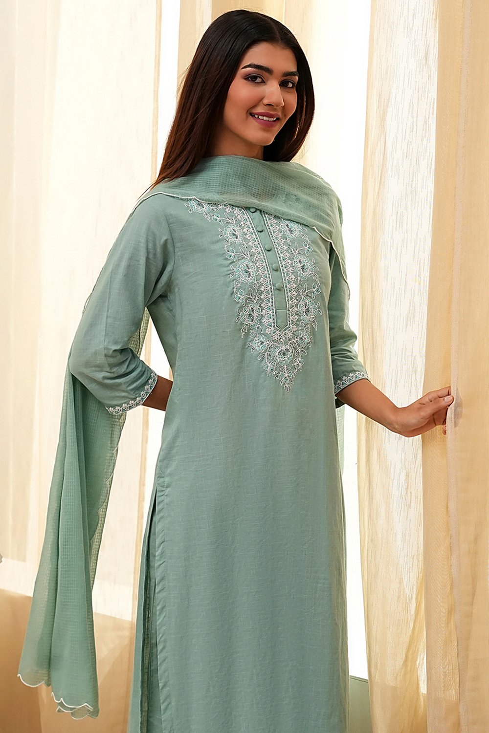 Green Pure Cotton Embellished Straight Suit Set image number 7