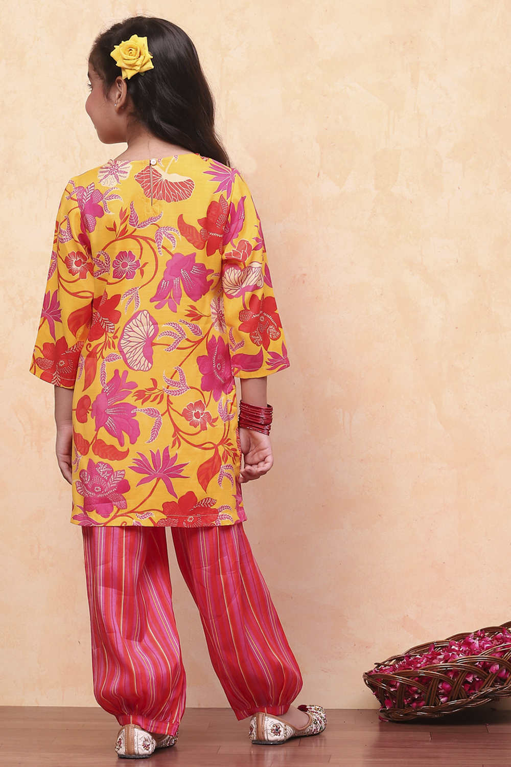 Yellow-Pink Viscose Blend Straight Suit Set image number 4