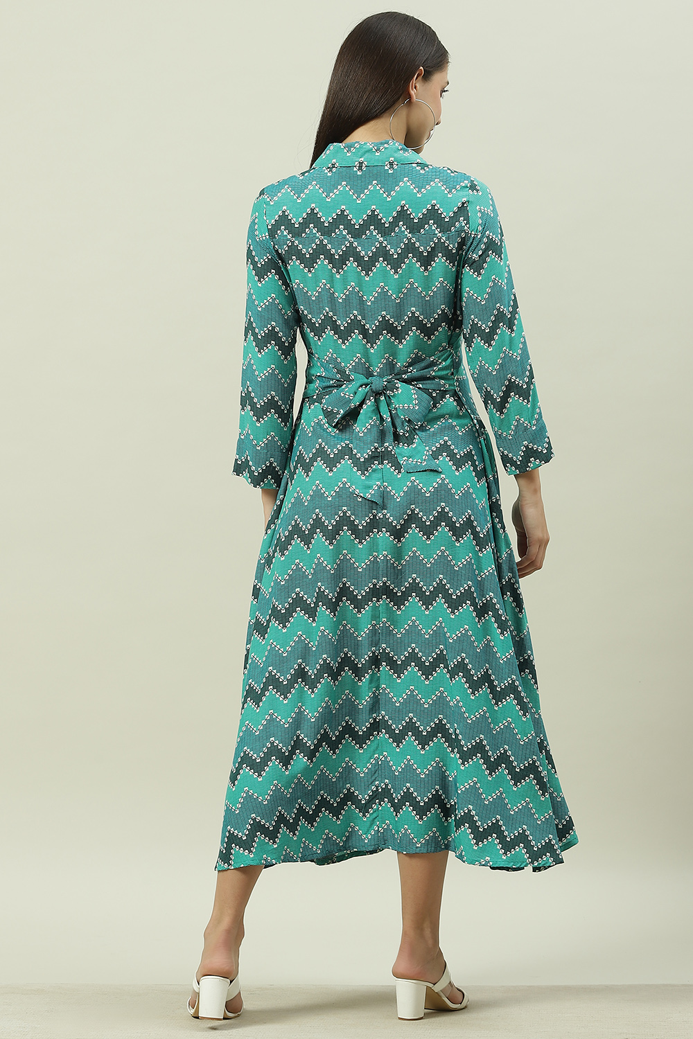 Turquoise Chevron Block Printed Shirt-Style Flared Dress image number 4