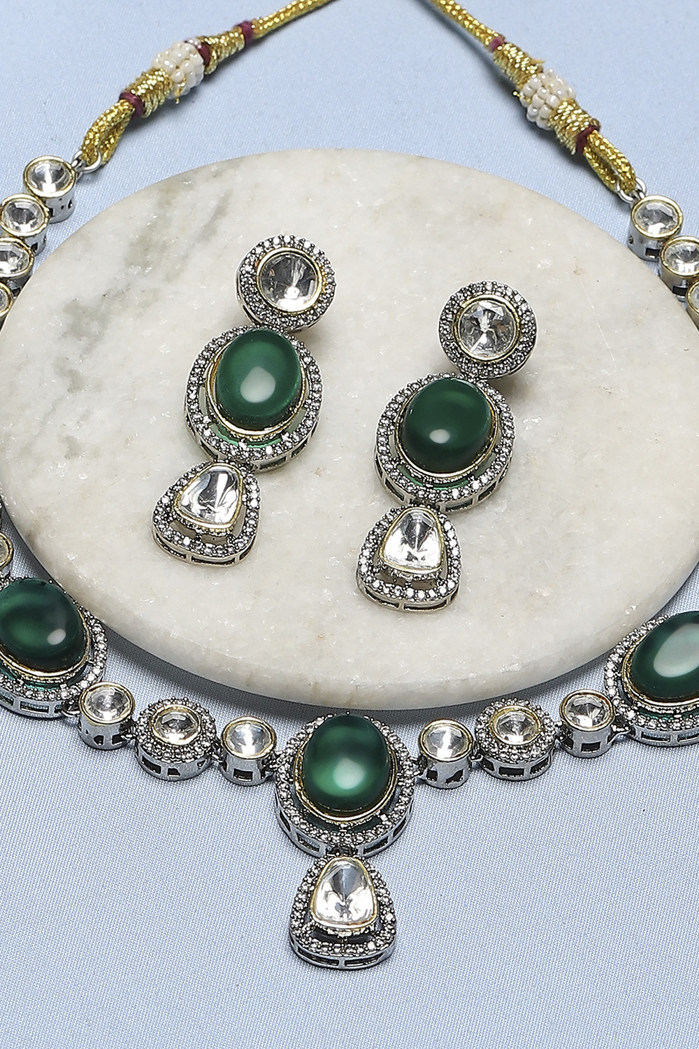 Green Brass Necklace Set image number 4