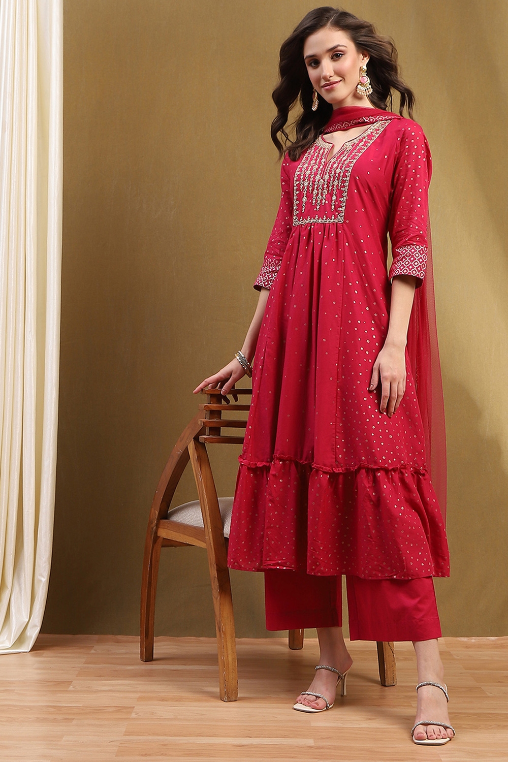 Fuchsia Cotton Printed Festive Gathered Suit Set image number 0