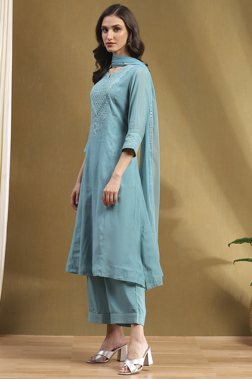 Turquoise Polyester Blend Kalidar Suit Set image number 3