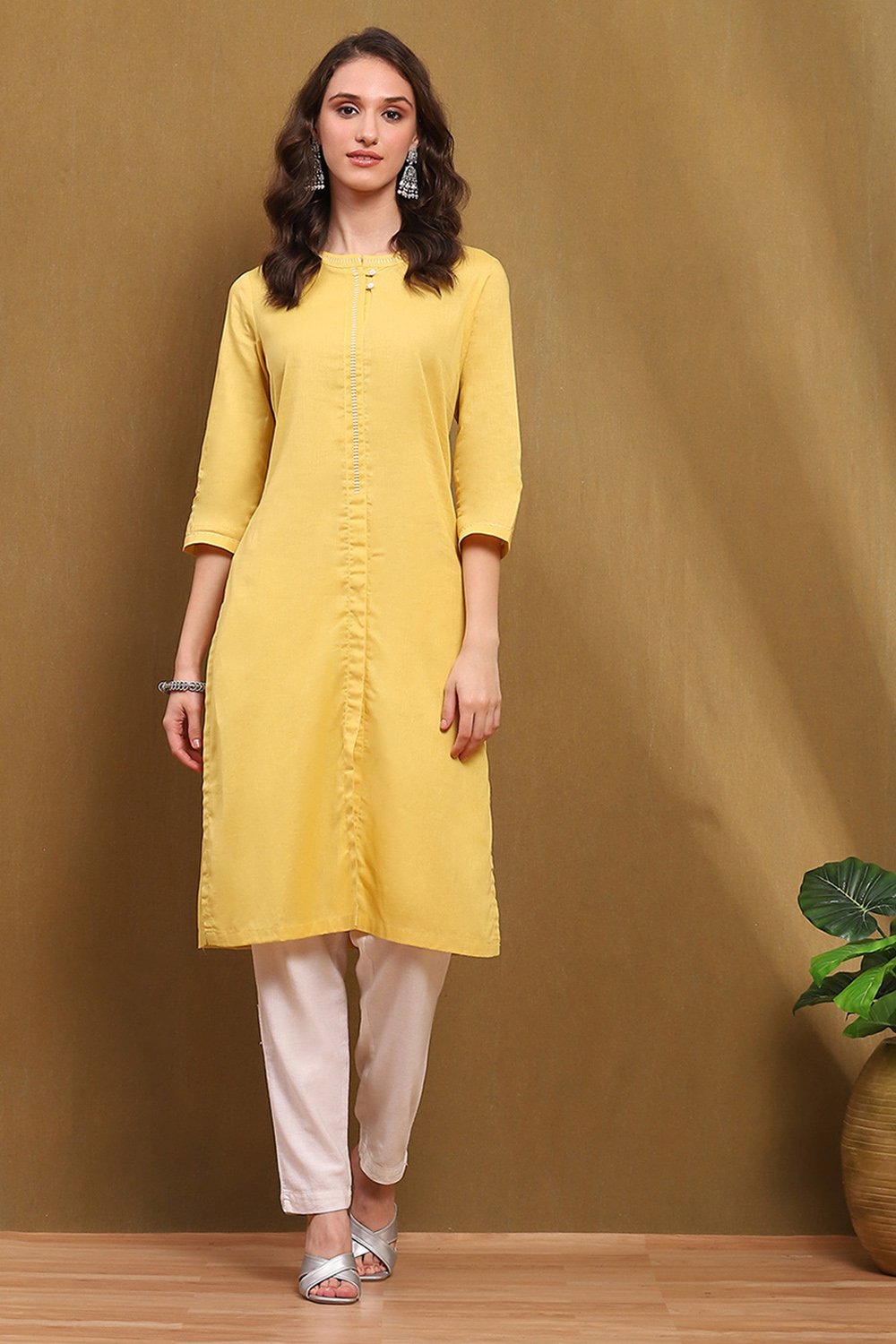 Green Cotton Blend Solid Regular Fit Straight Kurta image number 5