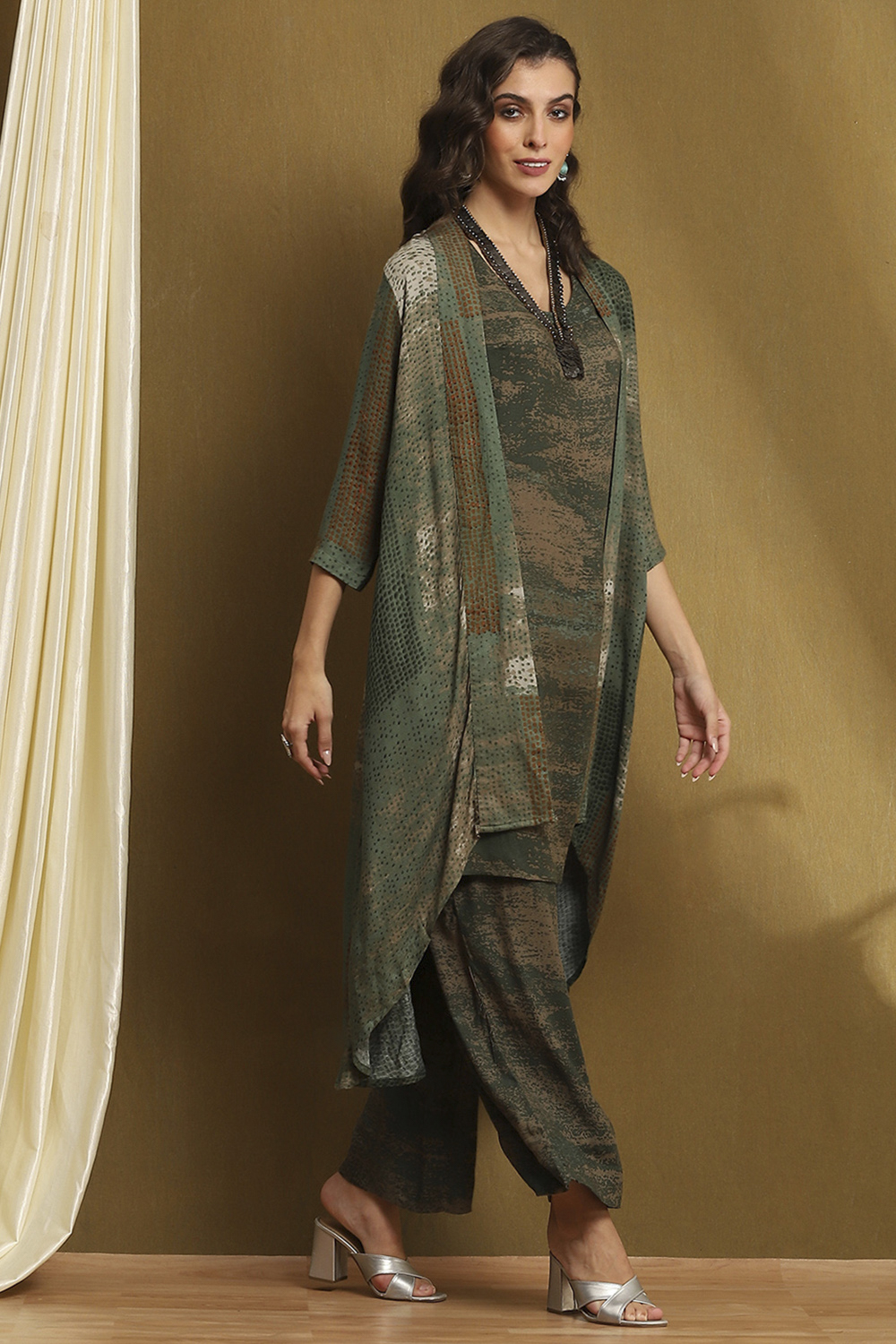 Sage Green Rayon Straight Set image number 5