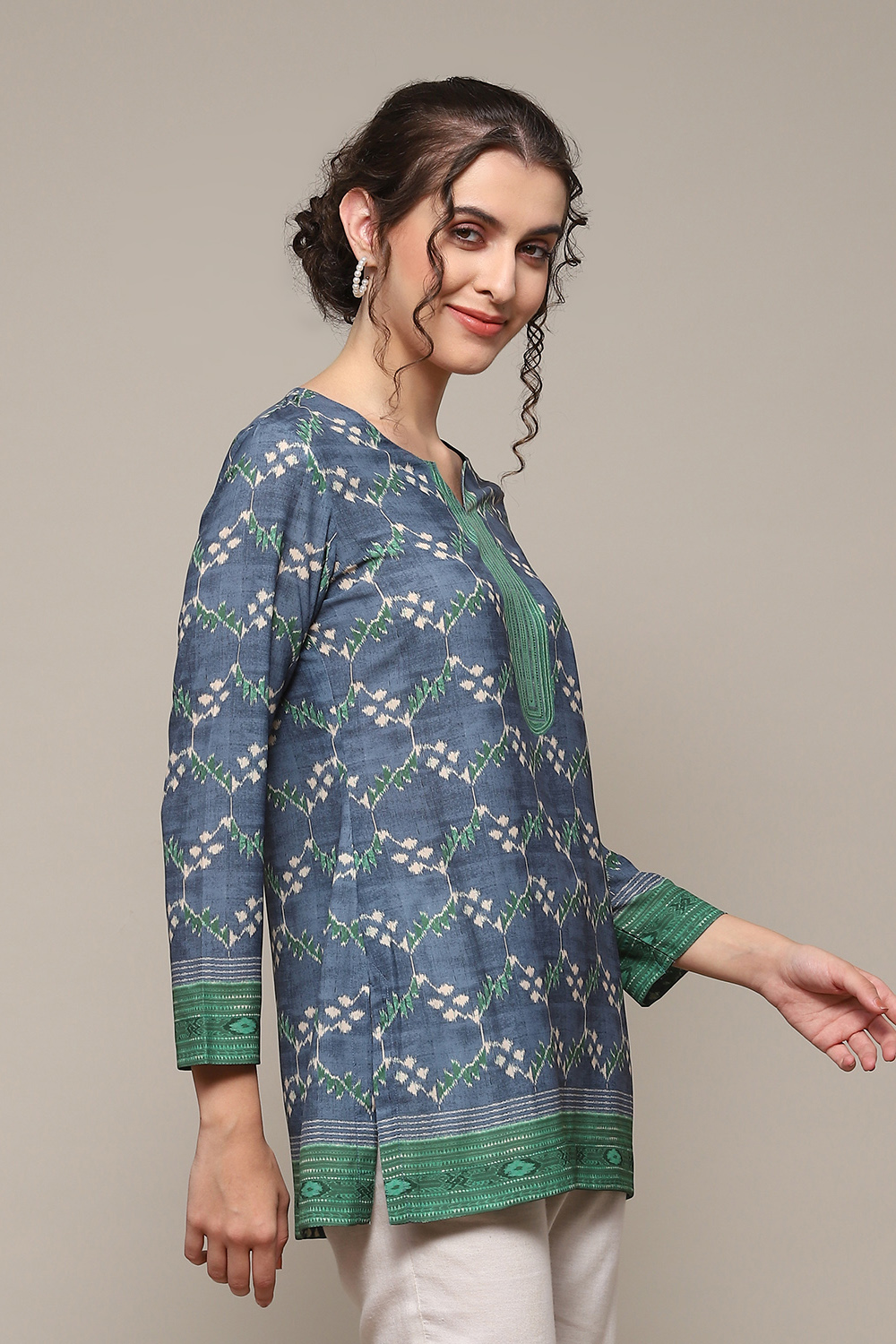 Denim Blue Polyester Straight Printed Kurti image number 3