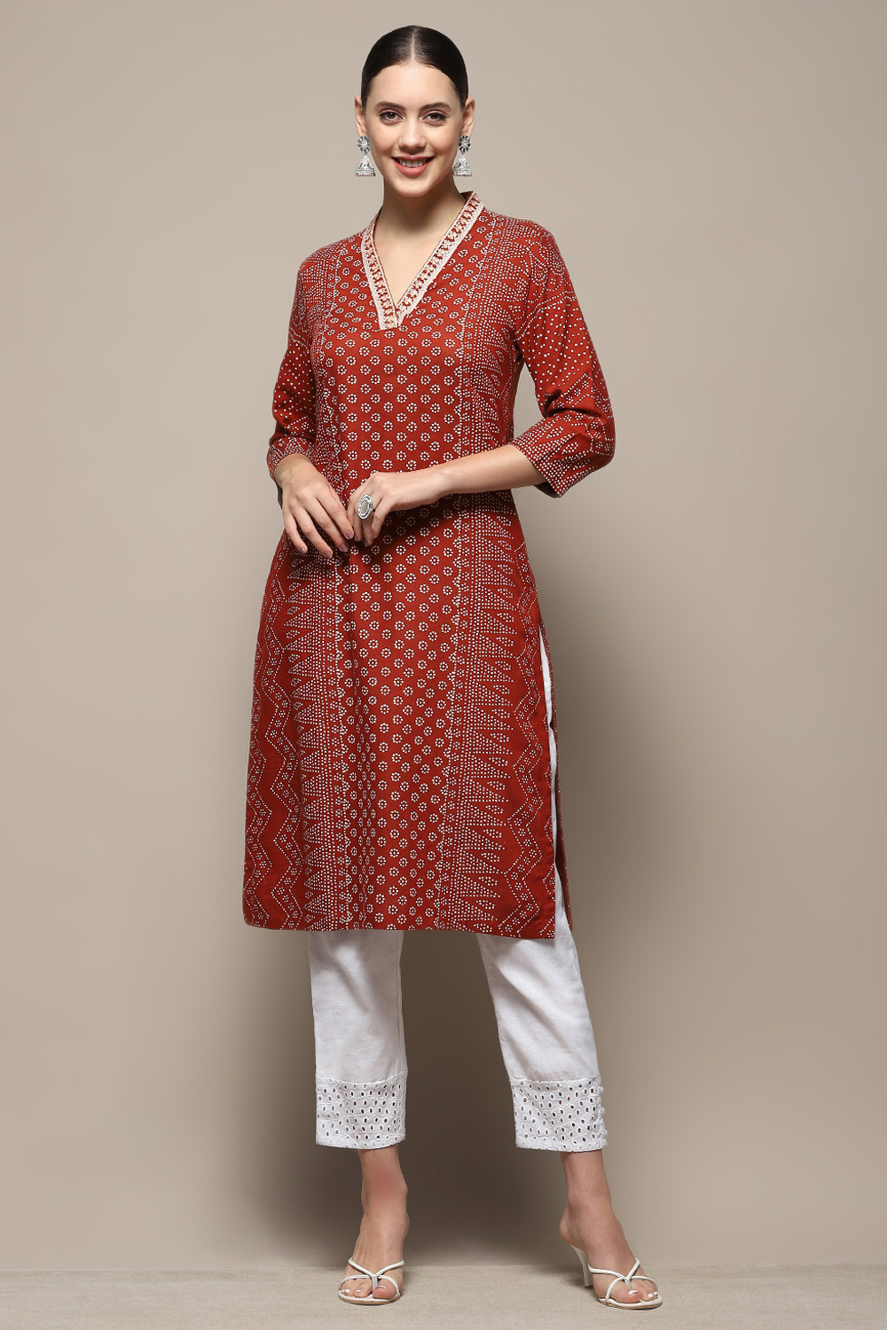 Cream-coloured Printed Regular Fit Straight Kurta image number 6