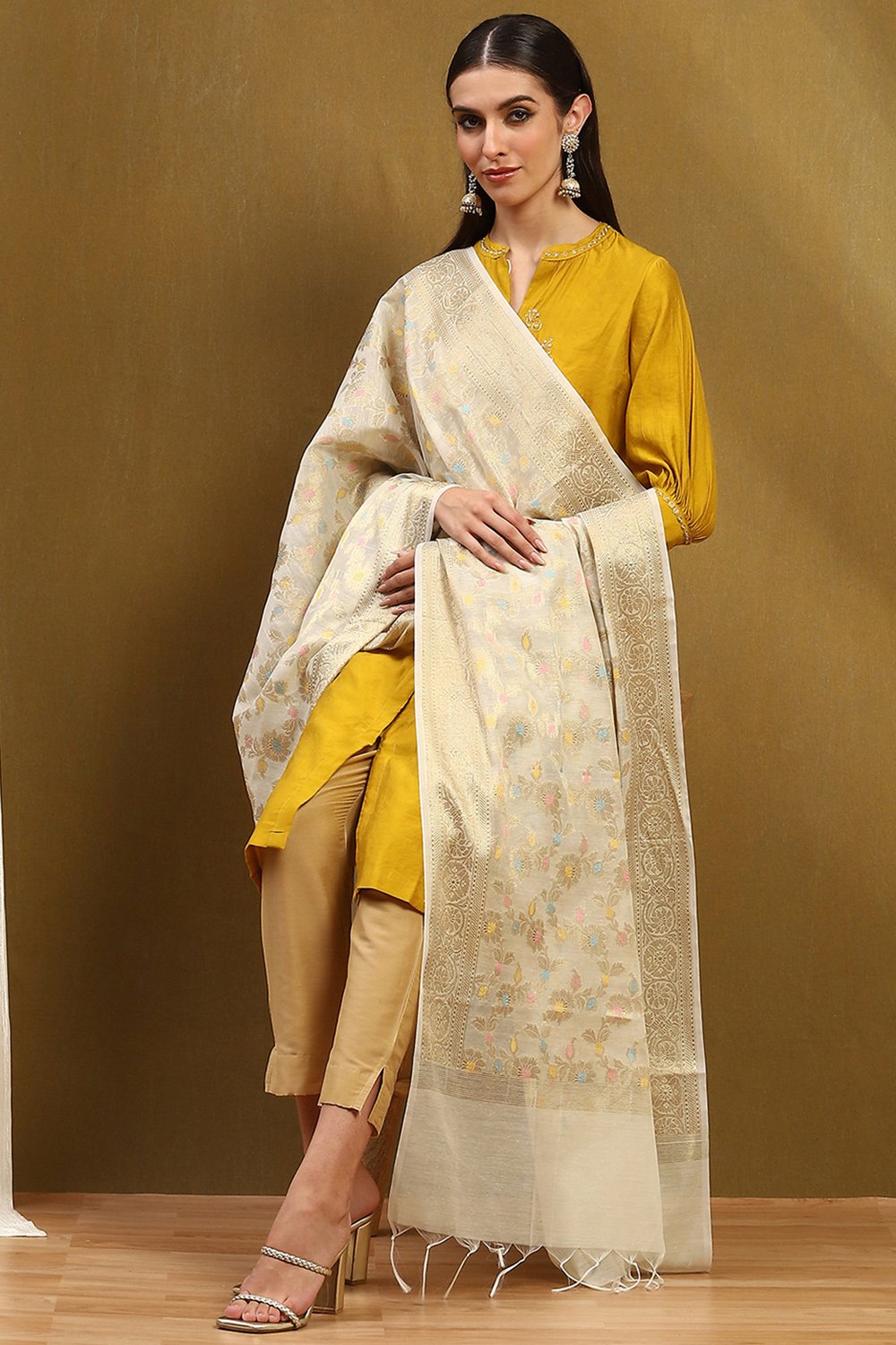 Cream-Colored Floral Yarn-Dyed Festive Dupatta image number 0