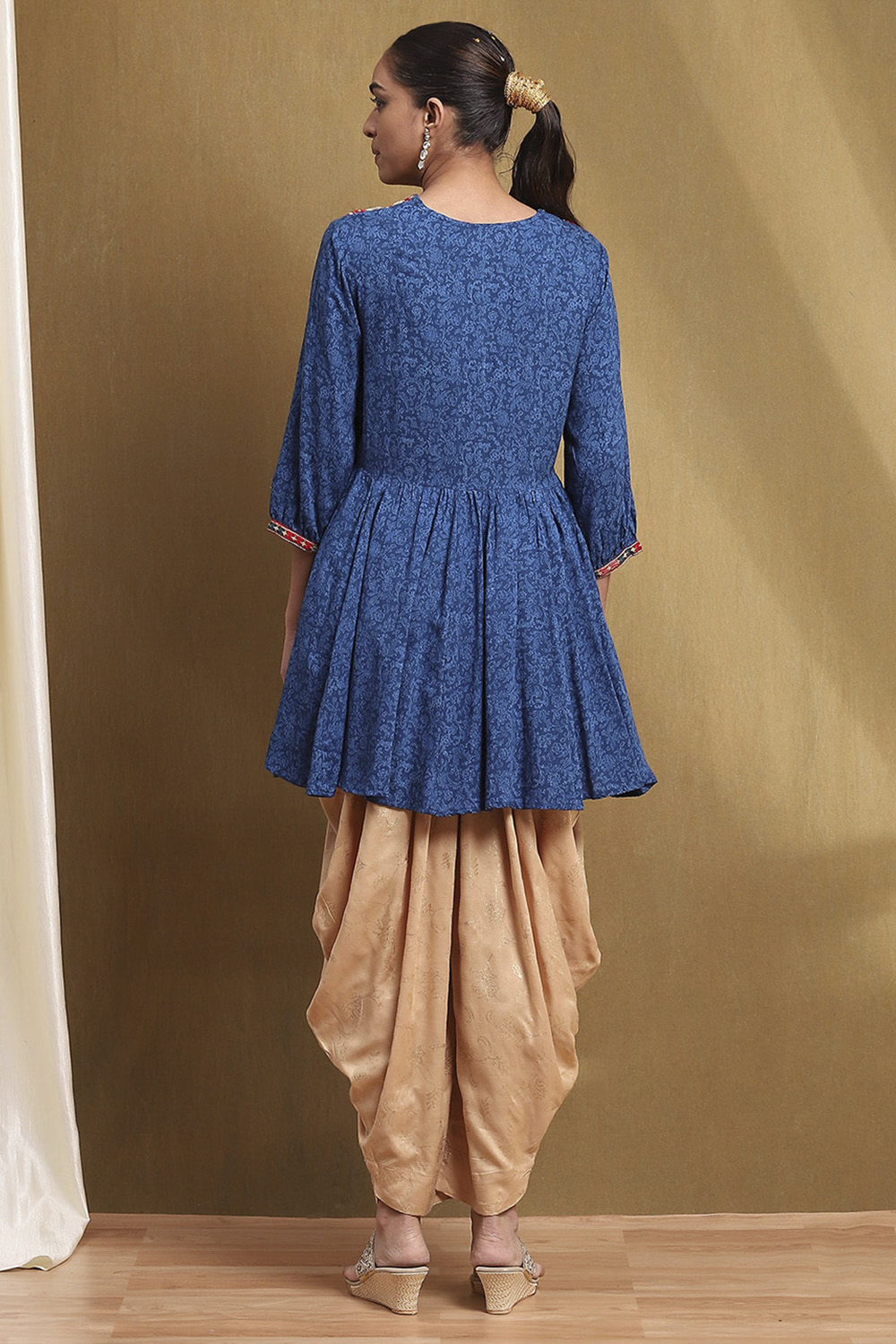 Blue and Beige Embroidered Peplum Kurta Set image number 4