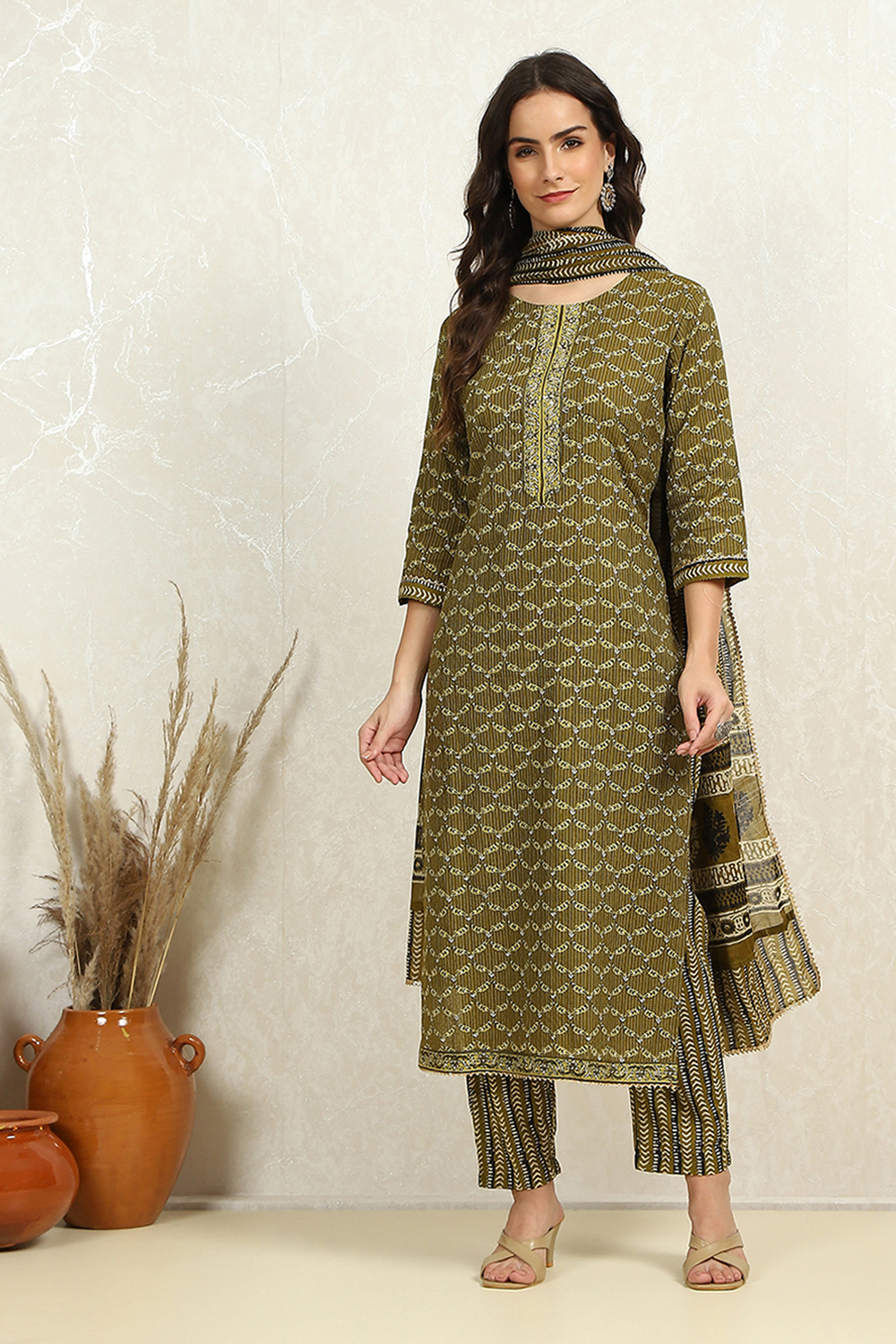 Green Cotton Printed Unstitched Suit Set image number 8