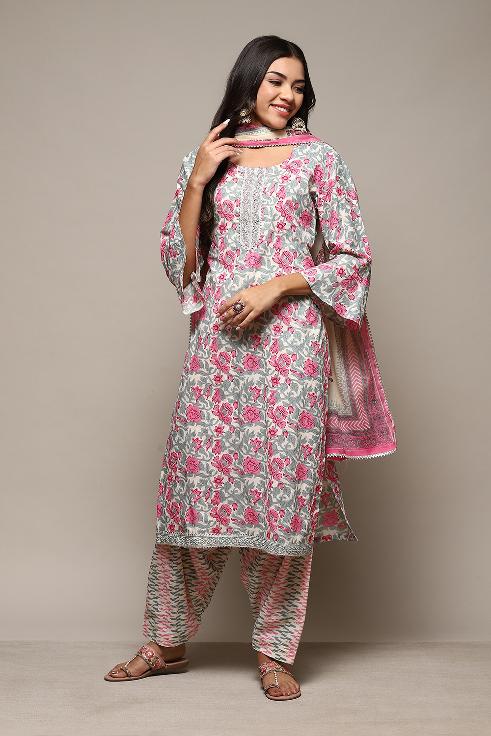 Pink Cotton Handloom Unstitched Suit Set image number 8