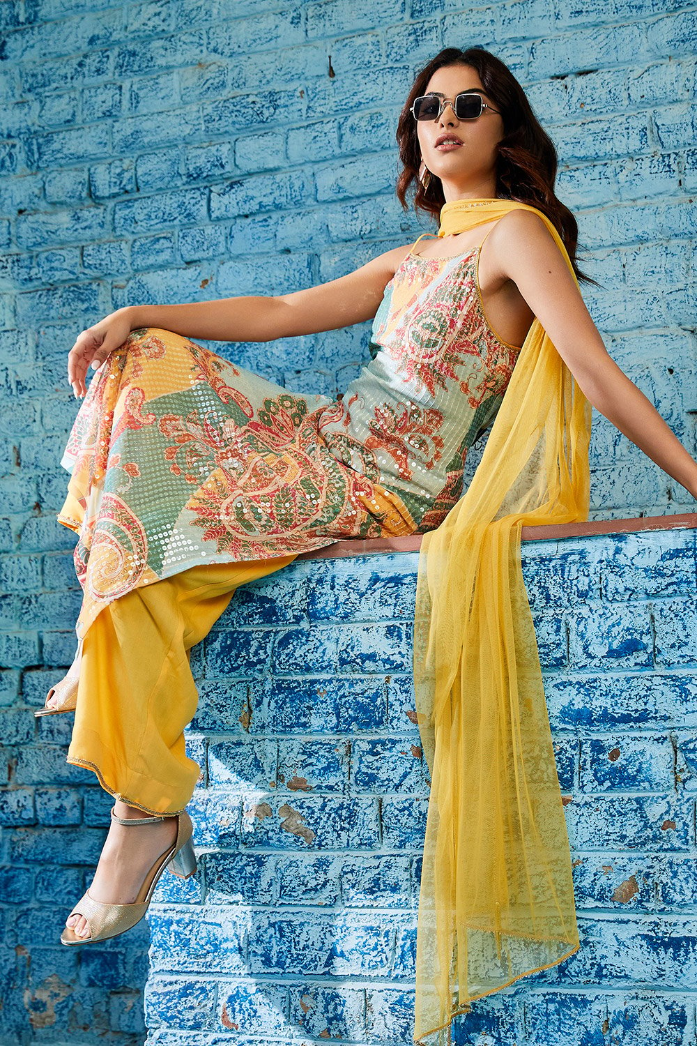 Yellow Printed Sequined Kurta & Palazzo Suit Set image number 3