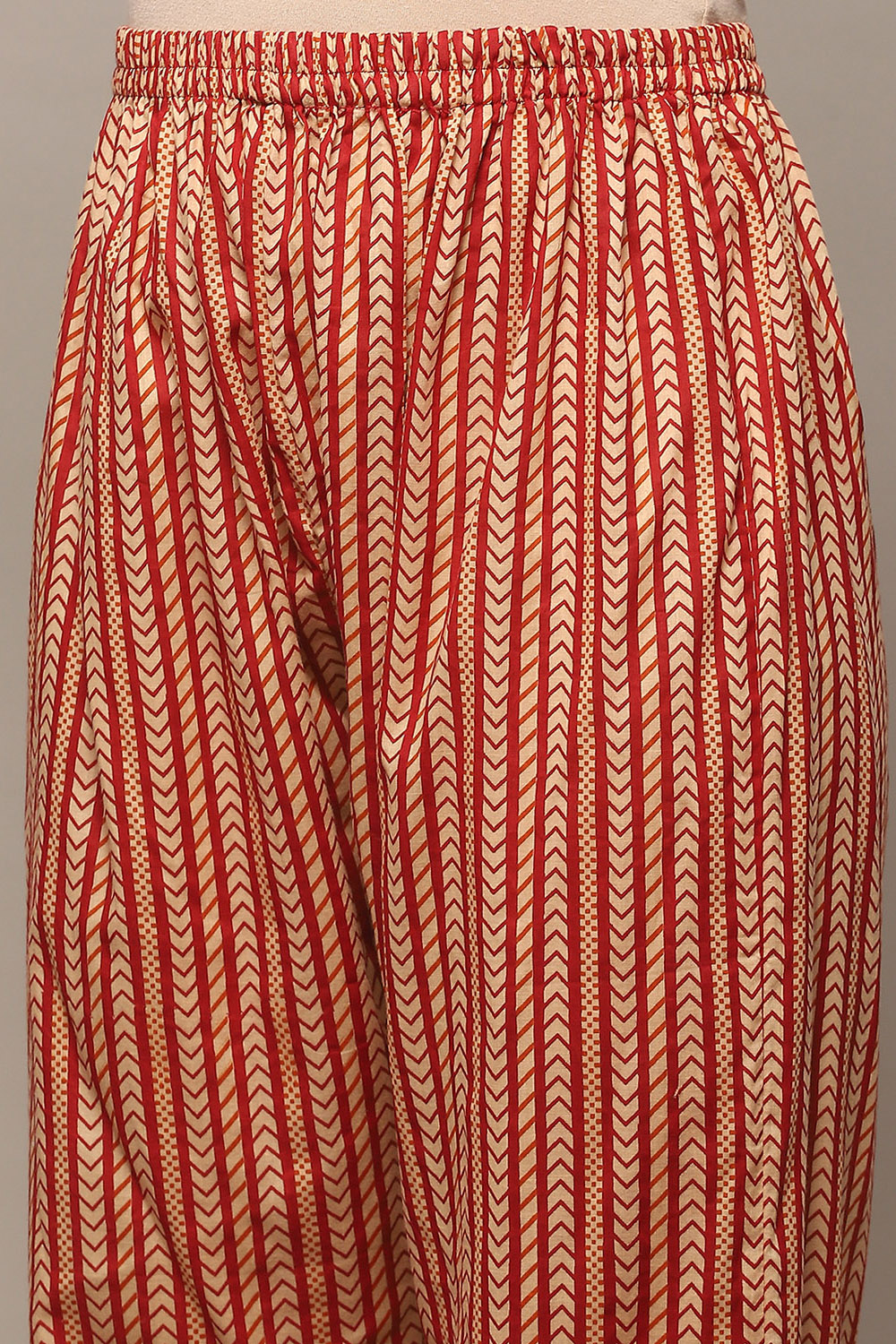 Red Cotton Unstitched Suit Set image number 3