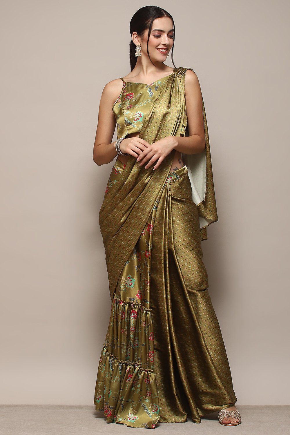 Plum Pre-Draped Saree & A Stitched Blouse With Floral Prints image number 5