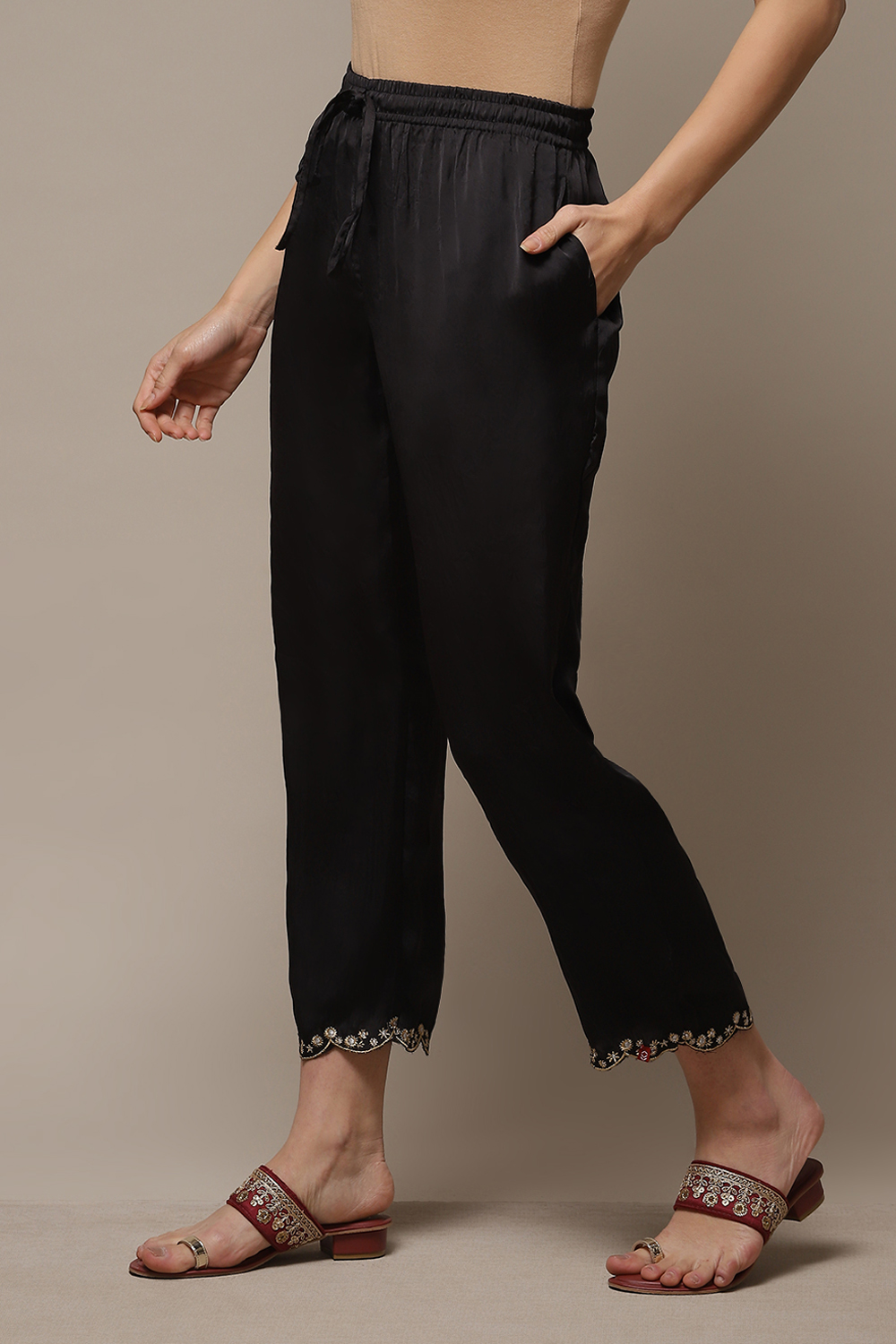 Black Art Silk Solid Pants image number 3