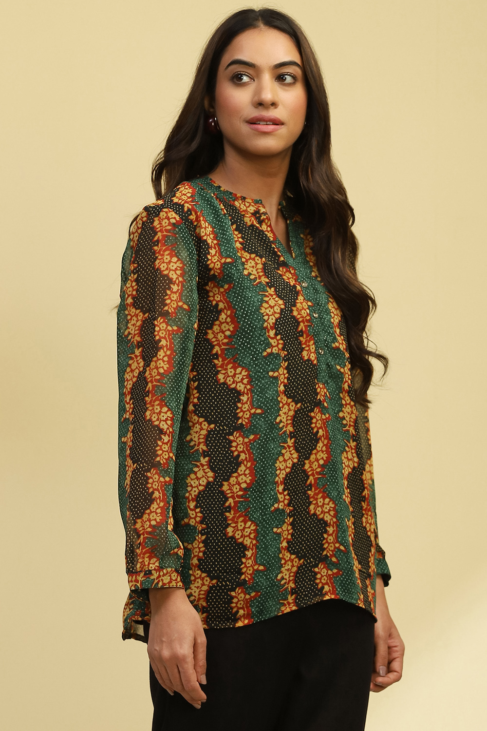 Green Georgette Printed Straight Kurti image number 4