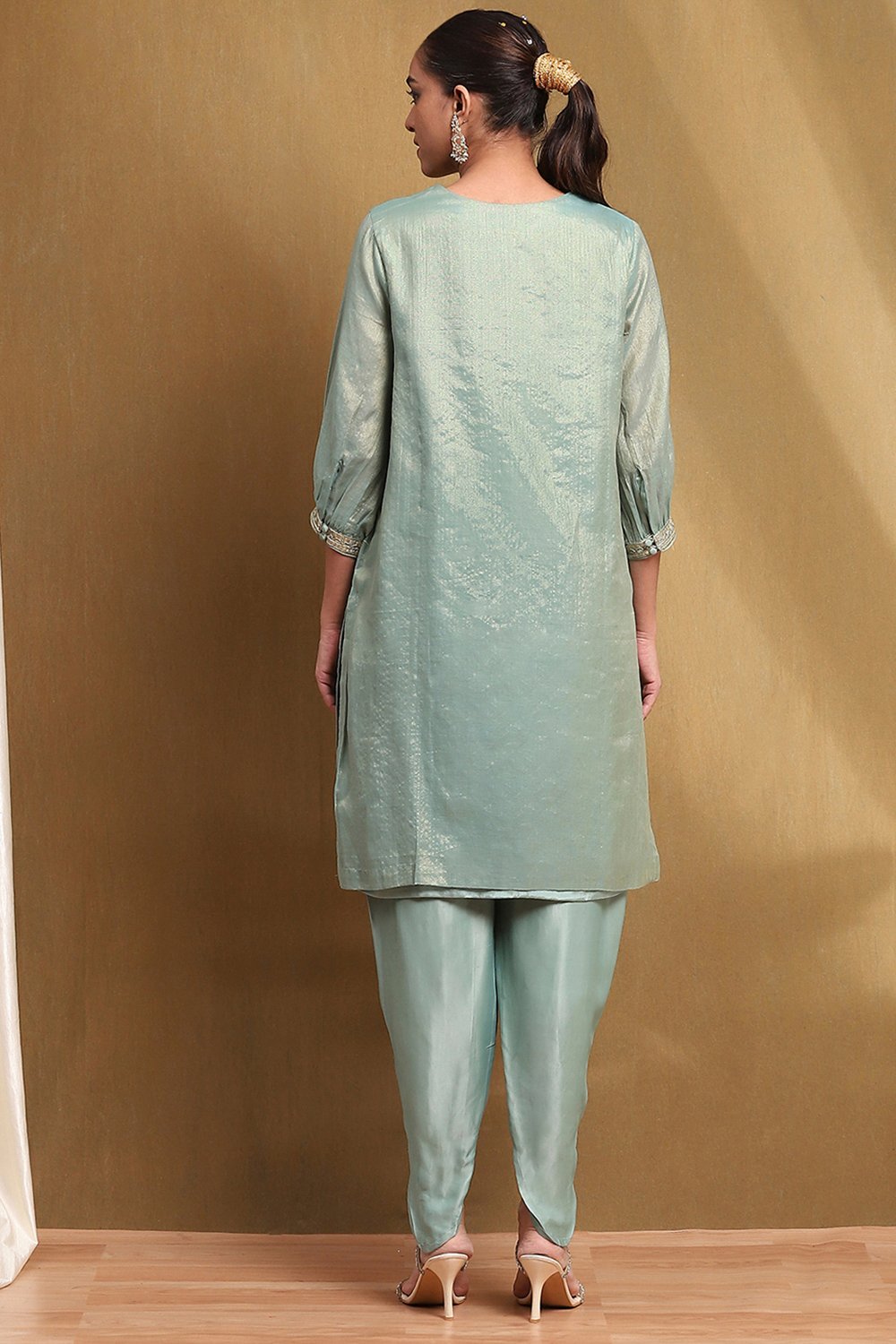 Powder Blue Cotton Short Straight Suit Set image number 4