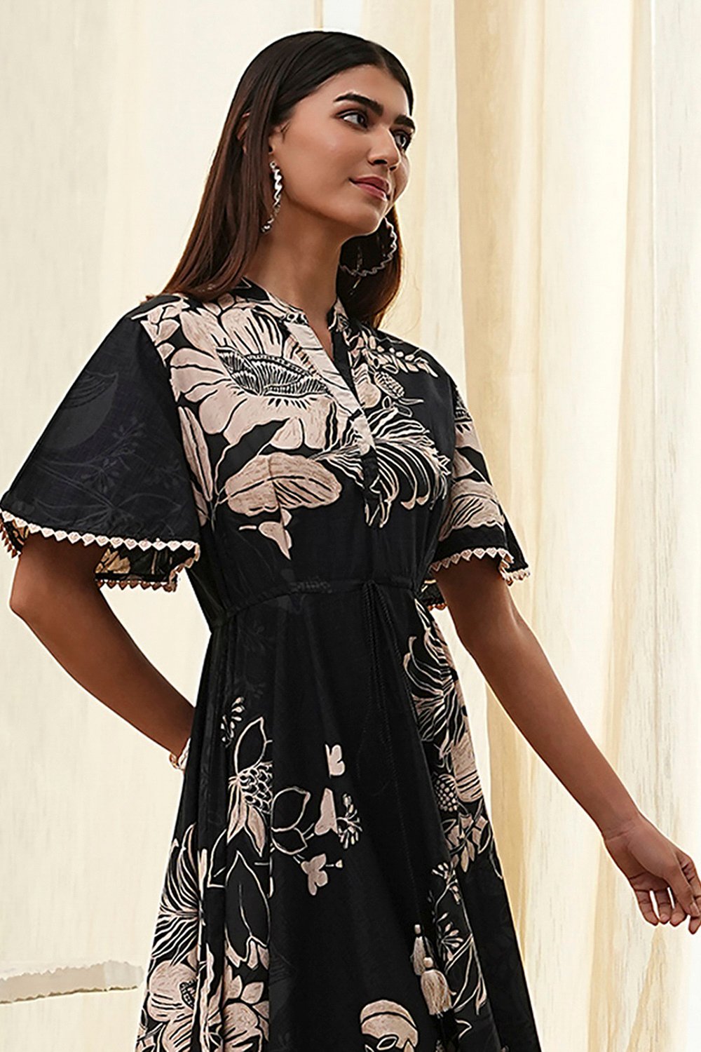 Black Cotton Flared Printed Dress image number 1