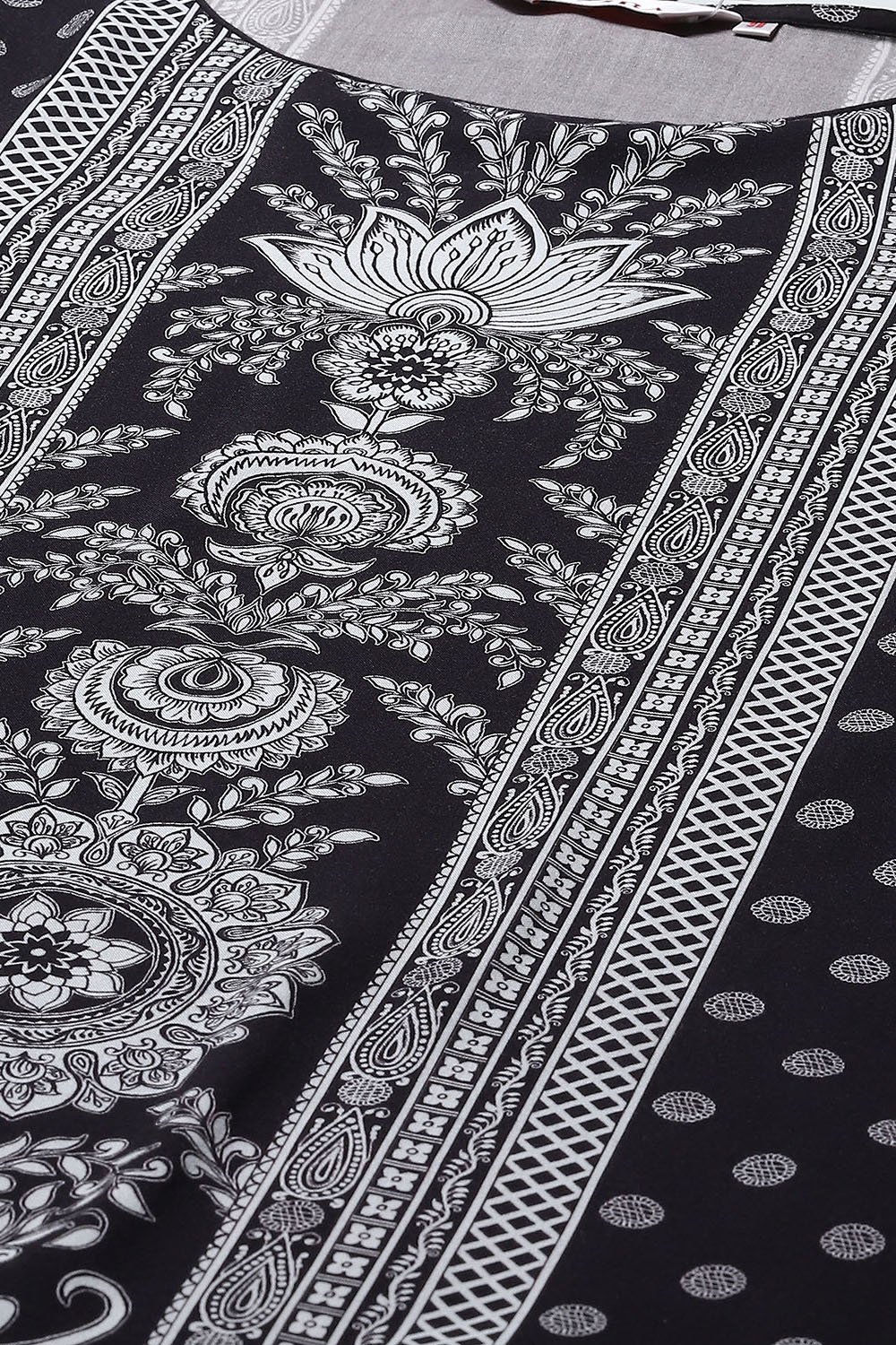 Black & White Printed Straight Kurta image number 1