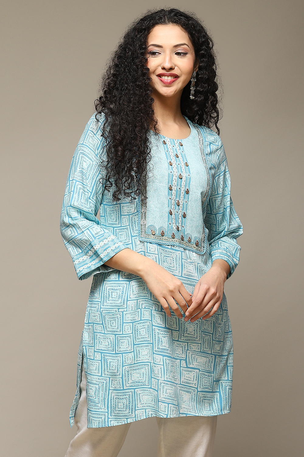 Coral Rayon Printed Kurti image number 4