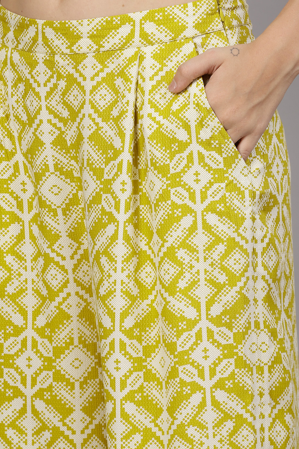 Lime Yellow Rayon Printed Straight Kurta Set image number 2