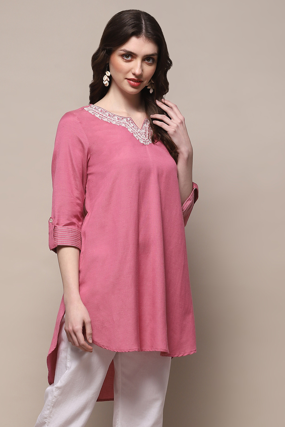 Pink Rayon Straight Kurti image number 4