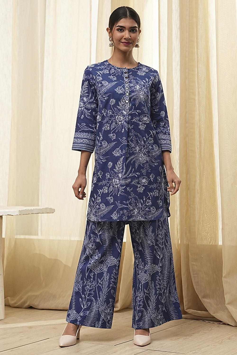 Indigo Cotton Printed Fusion Set image number 6