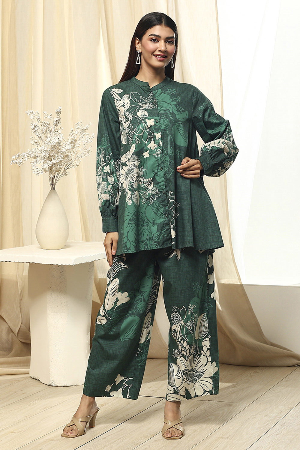 Green Cotton Straight Printed Fusion Set image number 6